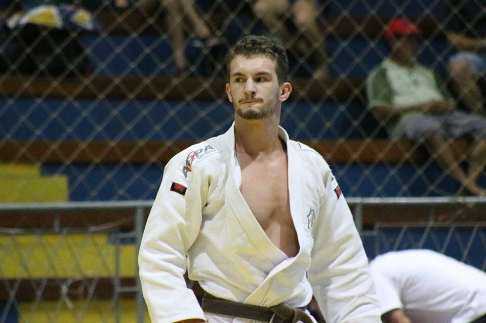 Dois judocas da ACEJC/FMEC participam da Taça Brasil em BH