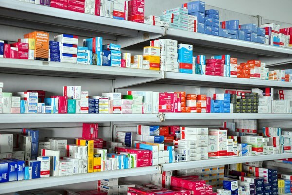 Vereadores questionam nova forma de distribuição de medicamentos em Irani