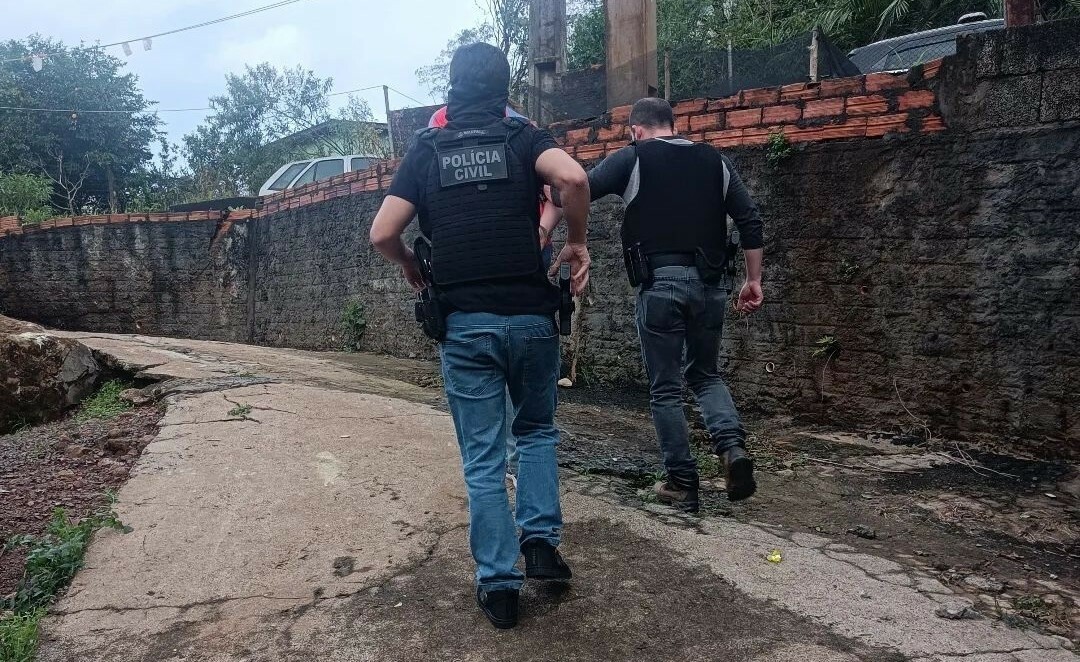 Policia Civil cumpre quatro mandados de prisão na Amauc durante a sexta-feira
