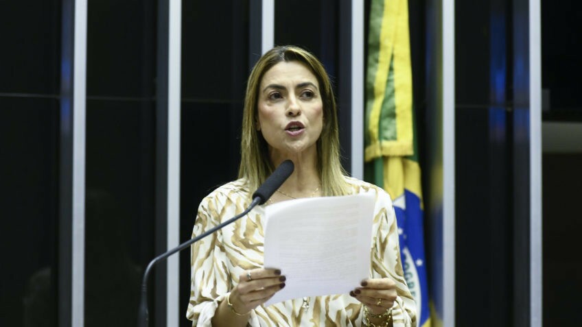 União Brasil oficializa Soraia Thronicke como canidata à Presidência da República