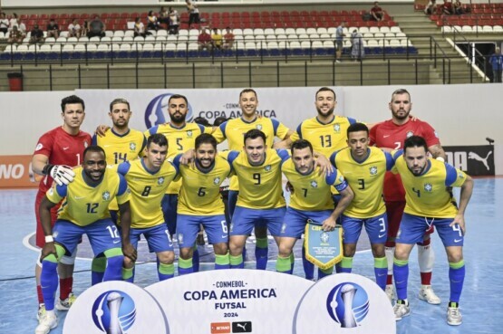 Com chapecoense Pito, Seleção Brasileira enfrenta a Venezuela na semifinal da Copa América de Futsal