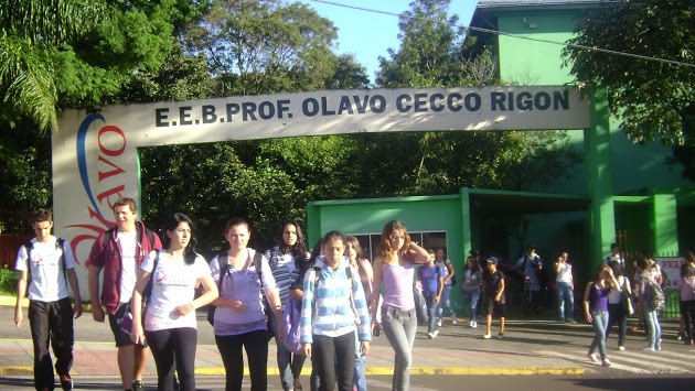 Colégio Olavo Cecco Rigon completa 79 anos nesta segunda