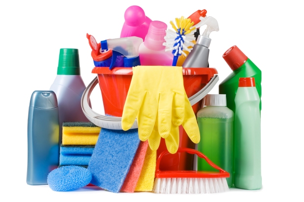 Saiba para que serve cada tipo de produto de limpeza