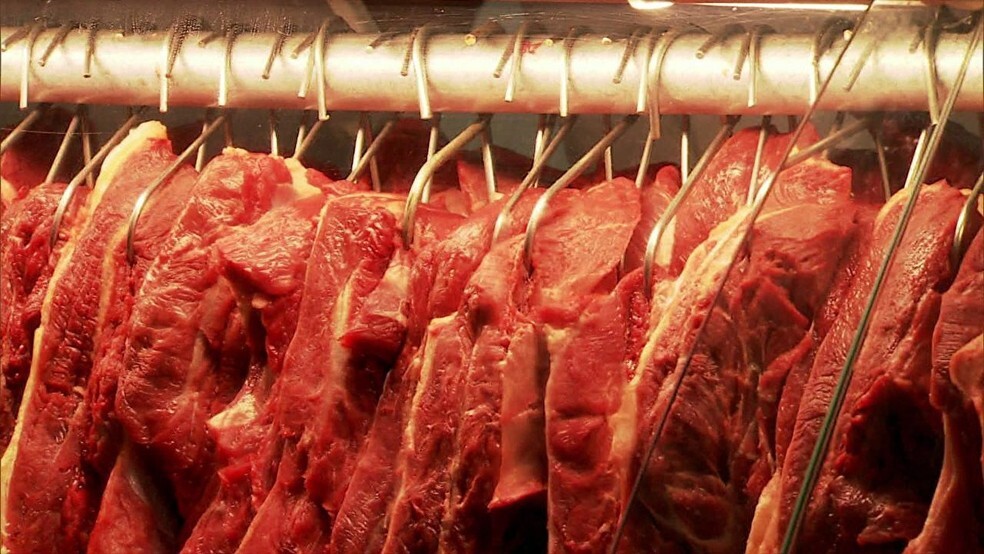 EUA suspendem importação de carne bovina fresca do Brasil