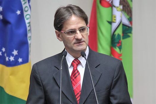 Saretta pede manutenção de agências do Banco do Brasil