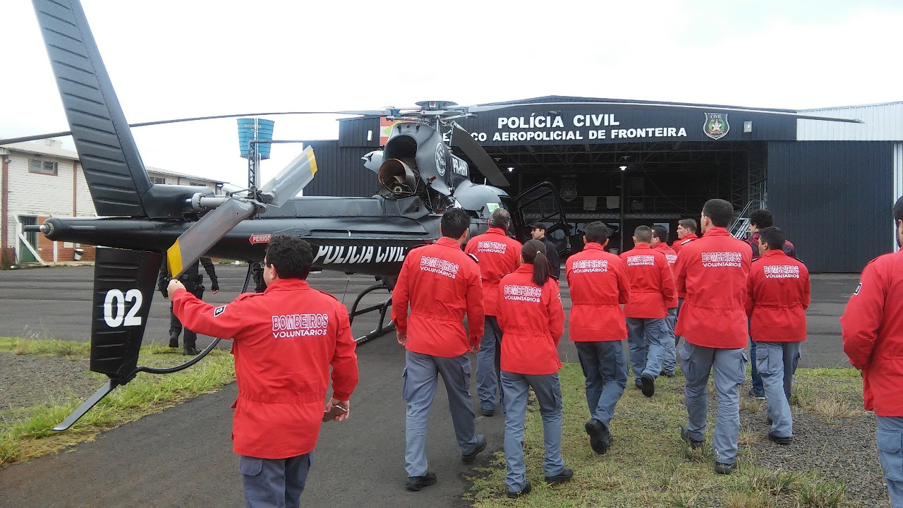 Bombeiros Voluntários da região participam de capacitação com Saer Fron Chapecó