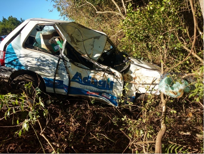 Veículo com placas de Concórdia se envolve em acidente em Campos Novos