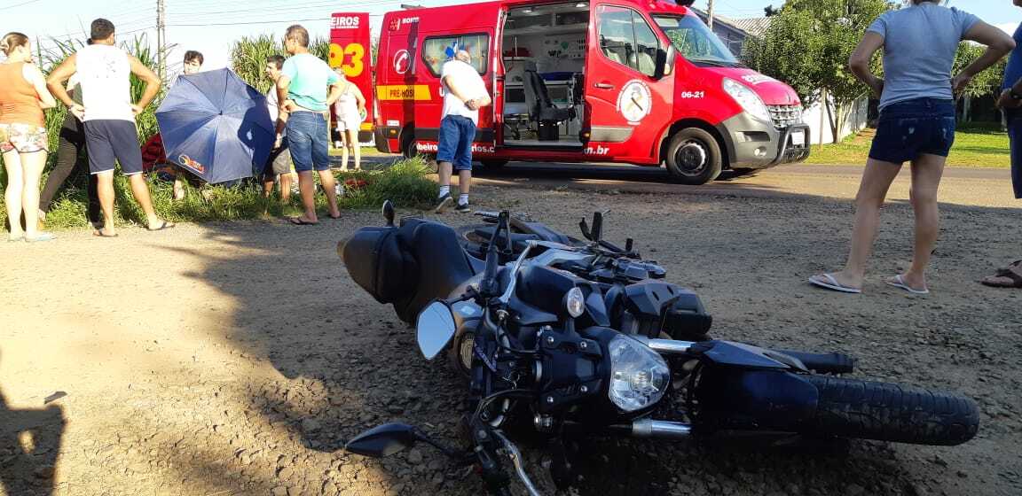 Homem que sofreu acidente de moto em Santo Antônio do domingo segue internado