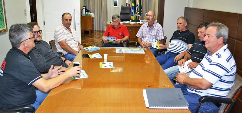 Prefeitura e núcleos firmam parceria com CDL e ACIS em Seara