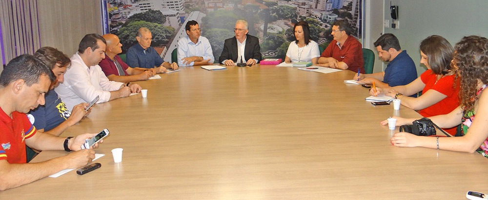 Girardi e Santhier entregam a Prefeitura com R$ 30 milhões em caixa