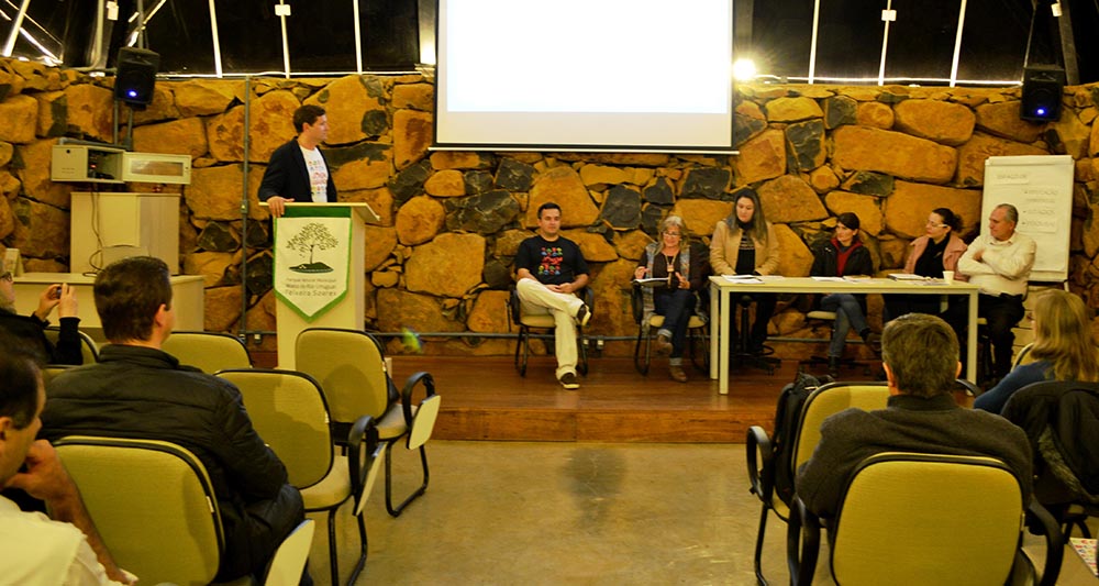 Publicação do Projeto Jovem Cidadão é lançada em Marcelino Ramos
