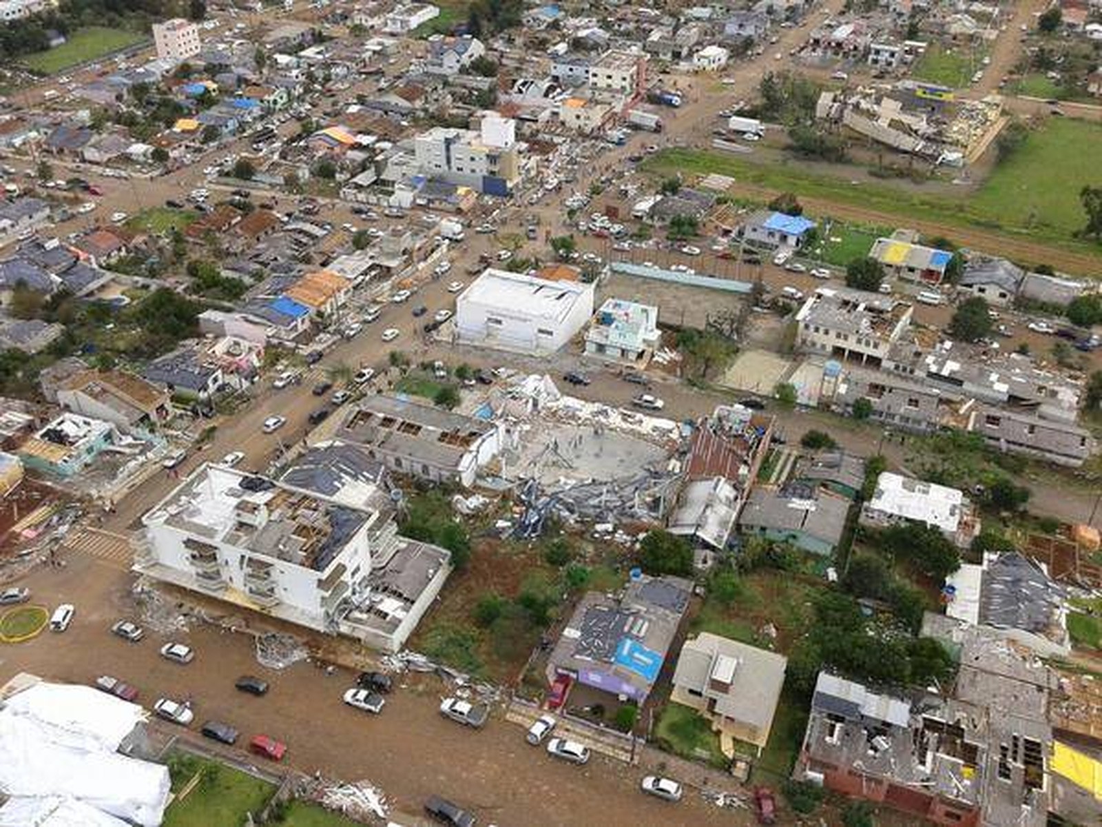 Suspeita de irregularidades em doações após tornado em Xanxerê